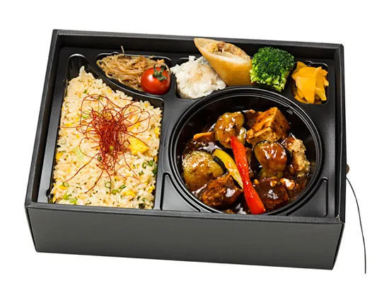 もち豚の黒酢麻婆と四季菜の加熱式弁当