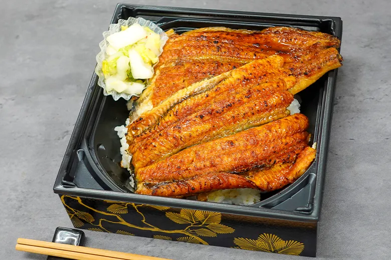 【通常価格】特上うな重 お茶・漬物付き
